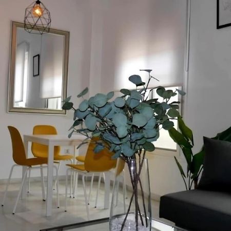 Malaga City One Bedroom Apartment By Namaste Elite Eksteriør billede