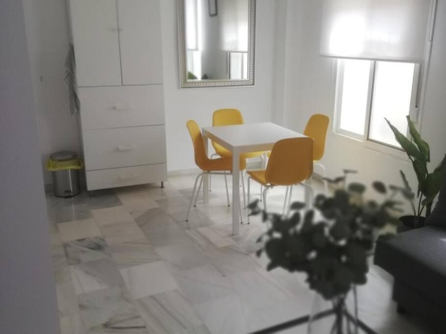 Malaga City One Bedroom Apartment By Namaste Elite Eksteriør billede