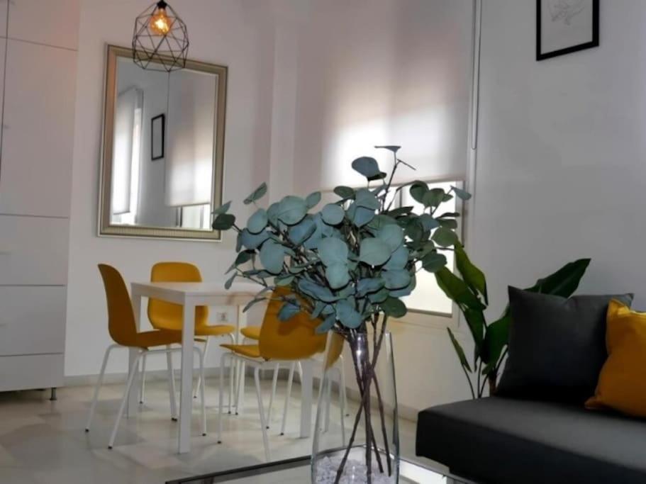 Malaga City One Bedroom Apartment By Namaste Elite Eksteriør billede